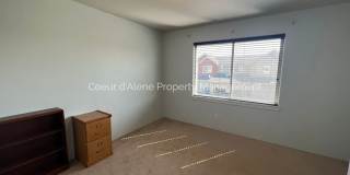 3 bed, 2.5 bath townhouse in CDA Place! Gallery 11