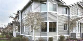 3 Bedroom 2.5 Bath DuPont Townhome Gallery 1