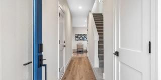 2425 Se Chestnut St Gallery 2