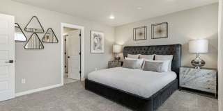 End Unit Luxury Townhome for Lease at the Courtyards at Hidden Crest - 6931 NE 132nd Way Gallery 20