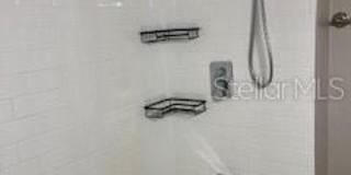 912 E SAINT CLAIR STREET Gallery 7