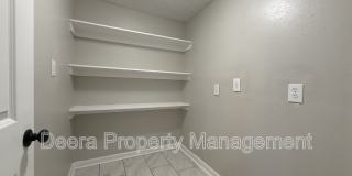 2753 North 34th Street Gallery 17