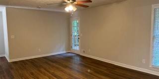130 Lori Lane Gallery 10