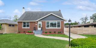 1001 Oakton Street Gallery 1