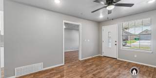Charming 3 Bedroom Home +BONUS Room with Spacious Backyard Charming 3 Bedroom Home +BONUS Room with Spacious Backyard Gallery 18