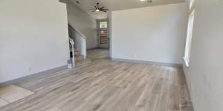8699 White Peacock Way Gallery 1