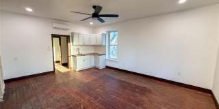 107 E Stone Street Gallery 1
