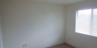 2 BED 1 BATH DUPLEX Gallery 7