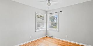 Spacious 3-Bedroom Home with Oversized Garage Space! Gallery 12