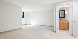 The Lofts at Kendall Square Gallery 44