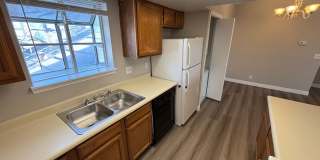 Charming 2Bed/1Bath 2nd Floor Condo located in Duck Creek Village - $500 Off Move in Fees! Gallery 10