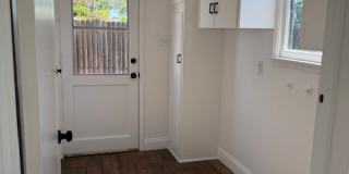 1424 Riverside Drive Gallery 56