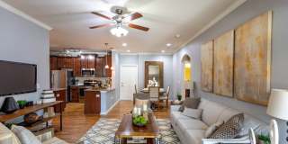 Vintage Crossing Gallery 1