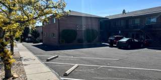 <b>**Move In Special**One Bedroom Downstairs Southwest Reno Apartment<br><br> Gallery 1