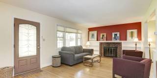 Absolutely Gorgeous Rambler in Great Location! Gallery 1