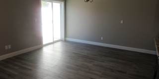 Move-In Discount - 3 bedroom, 2.5 bath - Heart of Cedar City! Gallery 4