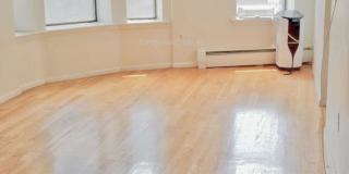 5 Bakers Alley Gallery 1