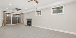 2430 West Iowa St. Gallery 7