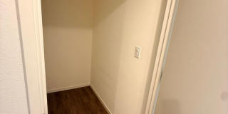 Prime Location- Kapiolani Residence 43d floor- Great views! Gallery 9