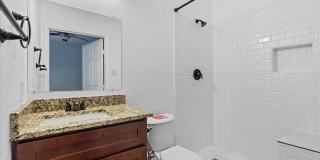 Modern Living Near Downtown San Antonio Gallery 15