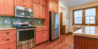 26 Atlantic Avenue Gallery 17