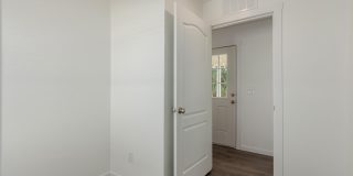 5201 W Camelback Road Gallery 9