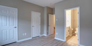 3BR, 3BA, 1-Car Garage Townhome in Howard Square Gallery 14
