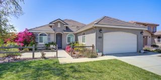 3-Bedroom + Office/Den and a Large Backyard in Legacy at La Ventana Gallery 1