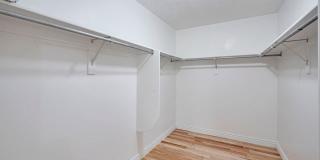 Beautiful 2 Story Home w attached 2 car garage Gallery 25