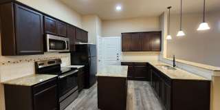 3/2/2  Located between New Braunfels & Seguin / Fridge Included /  Fenced Backyard / CISD Gallery 10