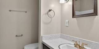 Four Seasons Townhomes Gallery 15