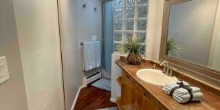 Anchorage downtown Condo! Walk or bike to work! Gallery 36