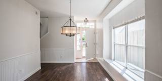 Less than a mile to the beach!! Gallery 11