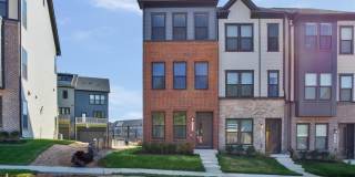 244 MAINSTEAM DRIVE Gallery 1