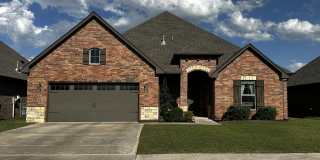 923 Stonebridge Vlg Dr Gallery 1