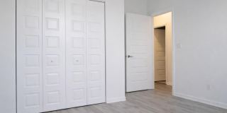 19105 NE 8th Court Gallery 8