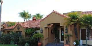 RB Luxury 2 Br Townhome 2 car spots Laundry $3190 TEXT 619-565-3468 Gallery 29