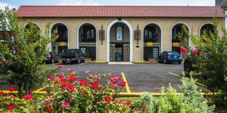 Courtyard Villas Apartments Gallery 18