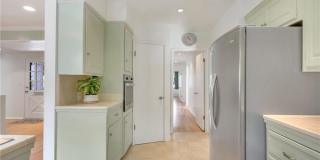 2313 N Baker Gallery 30