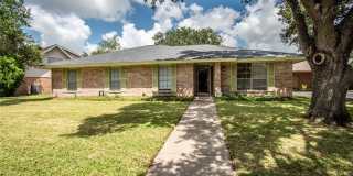 5010 Royalton Drive Gallery 1