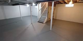 3 bed/1 bath bungalow - Now Available! Gallery 23