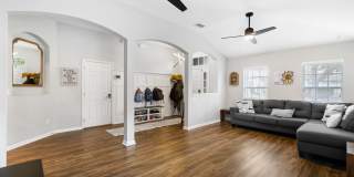 NW Westchester 4 Bedroom 2 Bath Home Gallery 4