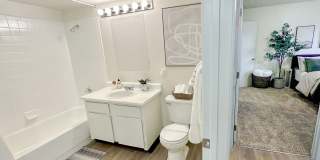 Portola Del Sol Apartment Homes Gallery 10