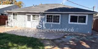 1936 Shoreview Avenue Gallery 21