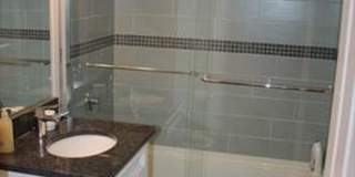 Renovated 5-Bedroom in Mission Hill | Central Air | In-Unit Laundry | 9/1 Gallery 5