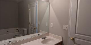 CORNELIUS 3 BEDROOM 2.5 BATH W/FENCED YARD Gallery 12