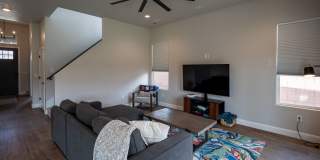 4 Bed, 3 Bath, 3 Car Garage Home For Rent Gallery 14