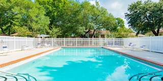 2 Bed/1 Bath Condo with In-Ground Pool Gallery 22