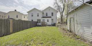 373 Cedar Street Gallery 30