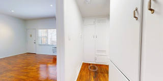 1951 Frank St. / 2519 Virginia Ave Gallery 35